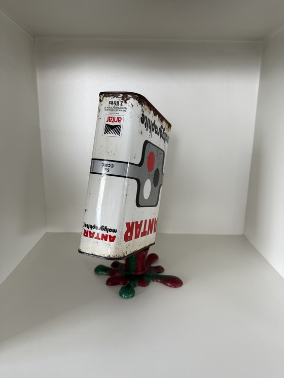 Image 1 of Antar "leaking" oil can