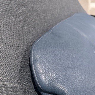 Image 1 of Leolux futeuil Jill + voetbank