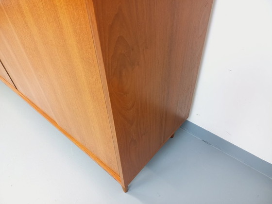Image 1 of Armoire vintage style scandinave en teck des années 60