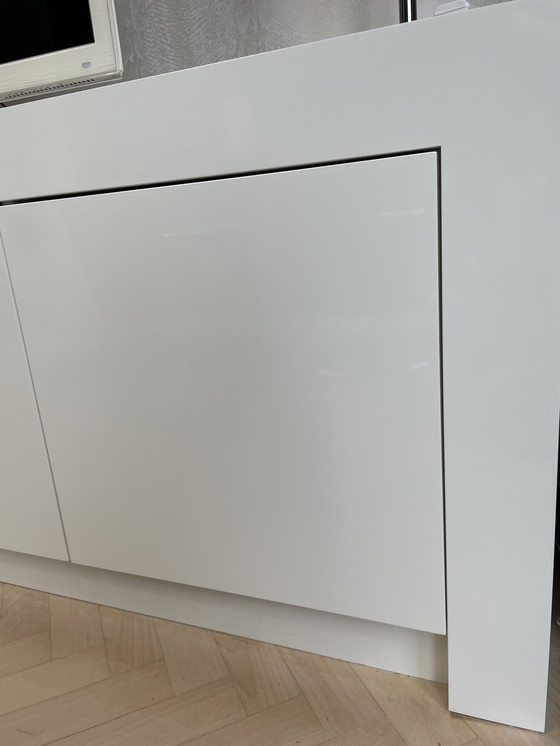 Image 1 of Dressoir Hoogglans 9010 Jan des Bouvrie