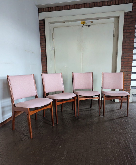 Image 1 of 4 chaises vintage danoises Erik Buch
