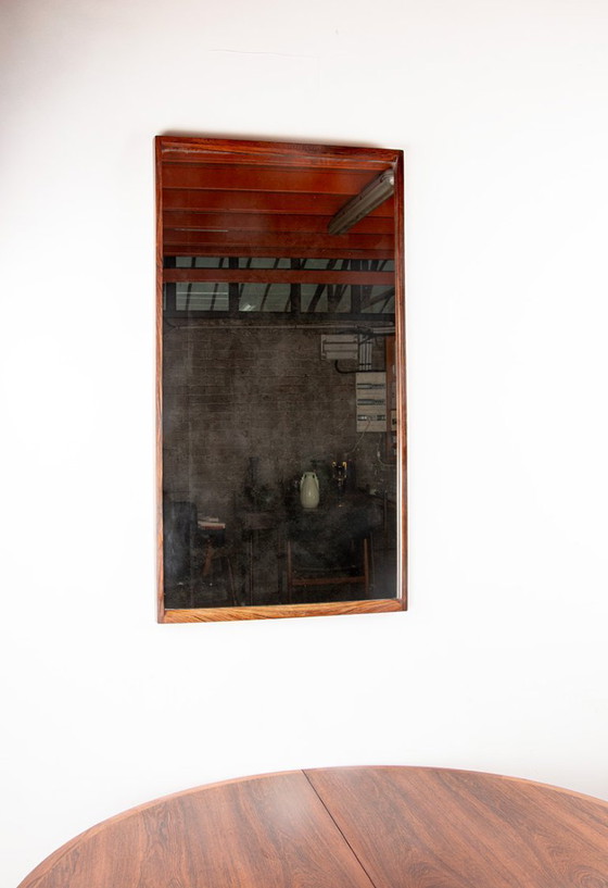 Image 1 of Grande specchio danese in palissandro di Aksel Kjesgaard per Odder 1960.