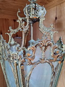 Lanterne suspendue de style Louis XV