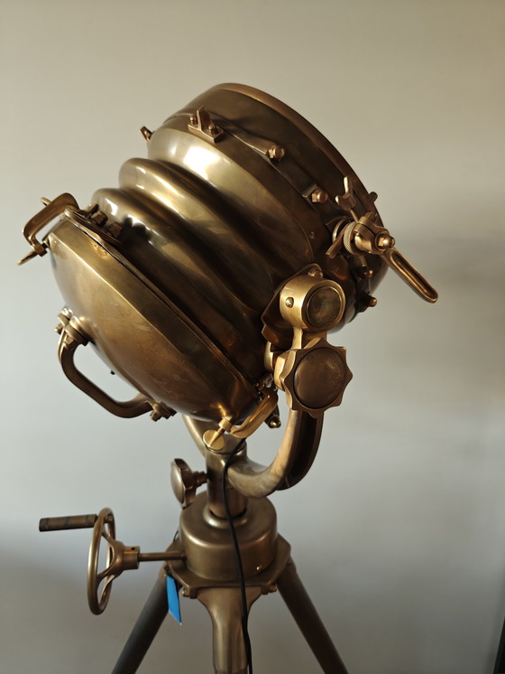 Image 1 of Eichholtz Royal Master Sealight | Luxe Maritieme Vloerlamp in Vintage Messing