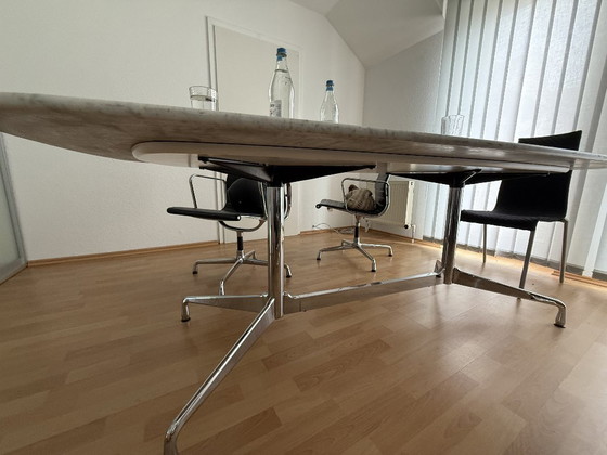 Original Vitra Segmented Table by Charles & Ray Eames – Carrara marble – 200 × 100 cm – design classic (photo 3 of 6)