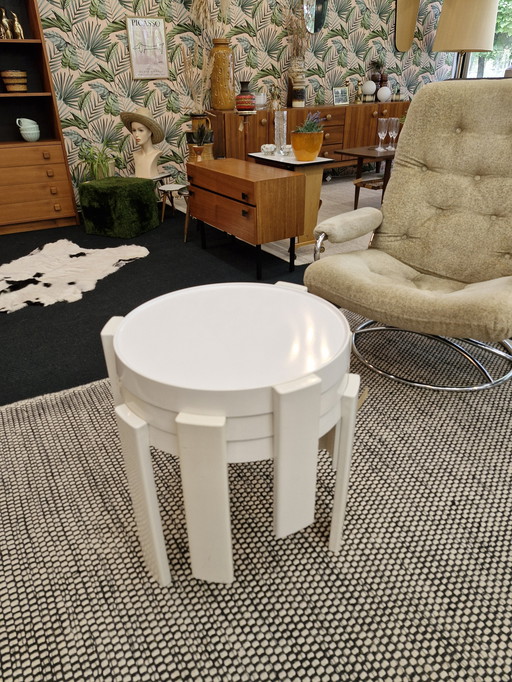 Tables d'appoint vintage Italie âge de l'espace 70S blanc