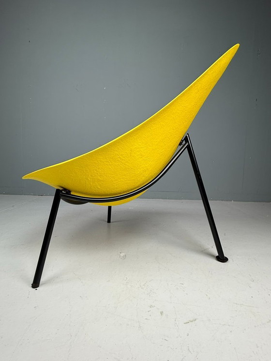 Image 1 of Fauteuil lounge trépied en fibre de verre jaune Ed Merat, France, 1956