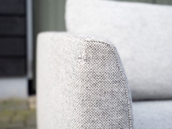 Image 1 of Montis Axel | Canapé design 3,5 places | Laine