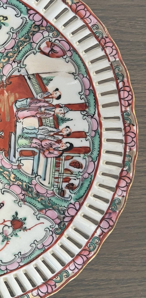 Bol de porcelana china Famille Rose calada, de estilo vintage, pintado a mano, 23 cm.
