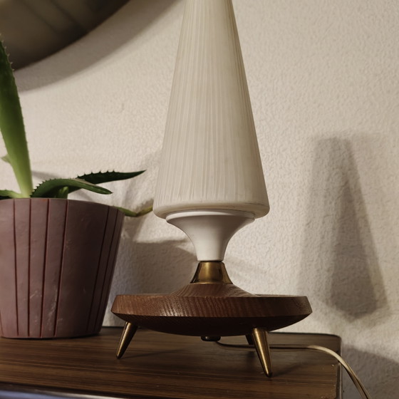 Image 1 of Vintage Atomic Style Table Lamp – Wooden Tripod Base – Mid Century Modern