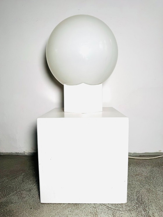 Image 1 of Lampada da tavolo a sfera D-2152 di Raak Amsterdam, Paesi Bassi, anni '80