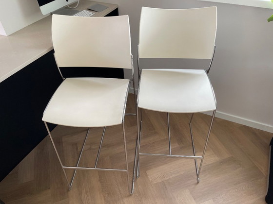 Tabourets de bar Casala Curvy (2) - Assise Blanche – Plastic (photo 7 of 10)