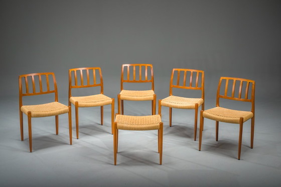 Image 1 of  Model 83 Esszimmerstühle aus Teakholz von Niels Otto Møller für J.L. Møllers, 1960er Jahre, 6-teilig