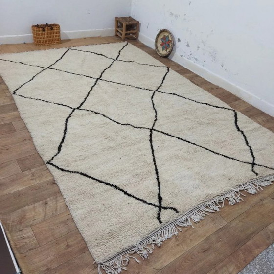 Image 1 of Tappeto Beni Ouarain autentico XXL – Pezzo unico in lana annodato a mano (330 × 226 cm)