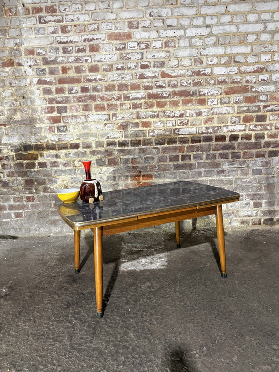 Image 1 of Uitschuifbare salontafel van teak en formica