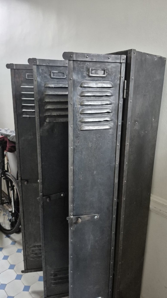 Image 1 of Vintage Locker (hele mooie patine)