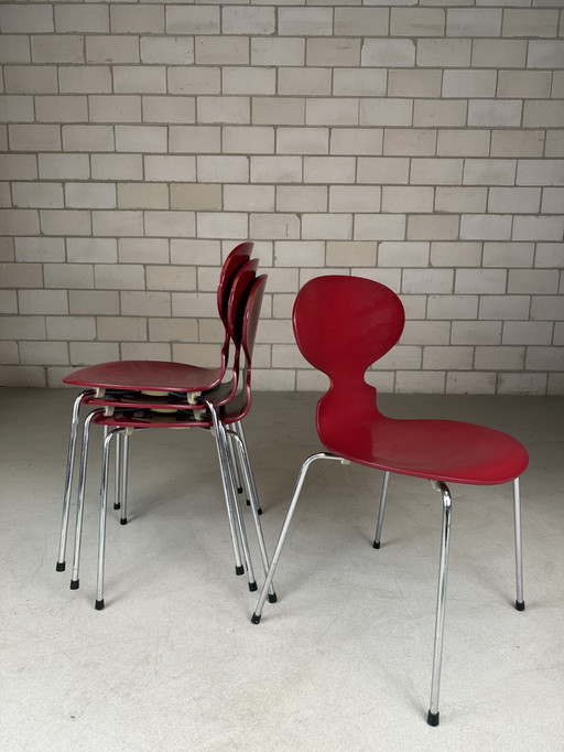 4x Fritz Hansen Ant chair rood (meerdere op voorraad)