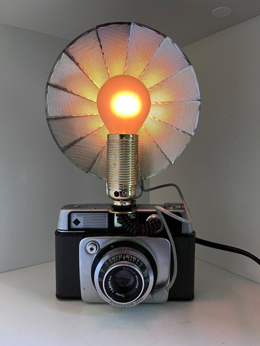 Unieke design handmade Cameralamp 