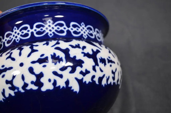 Par de Macetas de Porcelana del Sudeste Asiático, finales del siglo XIX – Porcelain (photo 7 of 12)