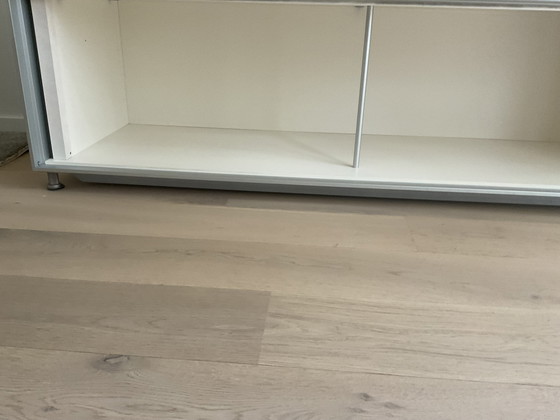 Image 1 of Domus-Schrank von B&B Italia, entworfen von Antonio Citterio, in weißem Lack und mit Glasschiebetüren