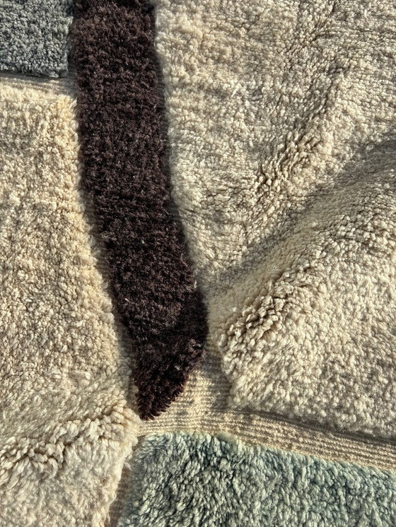 Image 1 of Moroccan Modern Rug 200x300 cm – Handmade Wool Berber Rug – White Textured Geometric Design