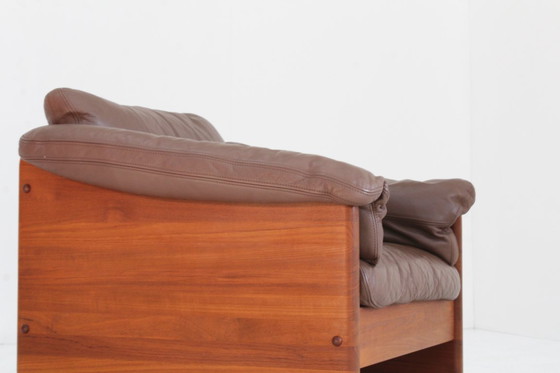 Image 1 of Fauteuil vintage milieu du siècle en teck massif Mikael Laursen années 1960