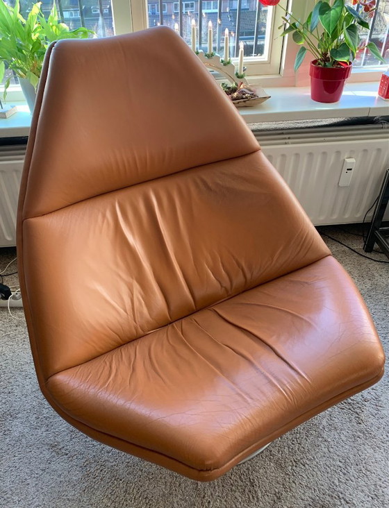 Image 1 of Artifort F510 Geoffrey Harcourt Drehsessel + Fußhocker