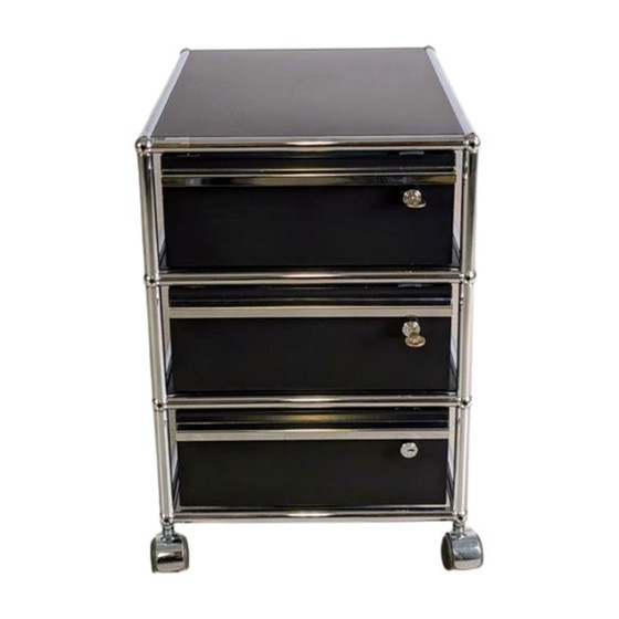 Image 1 of 6 ruote per mobile da ufficio USM Haller con serratura blu scuro