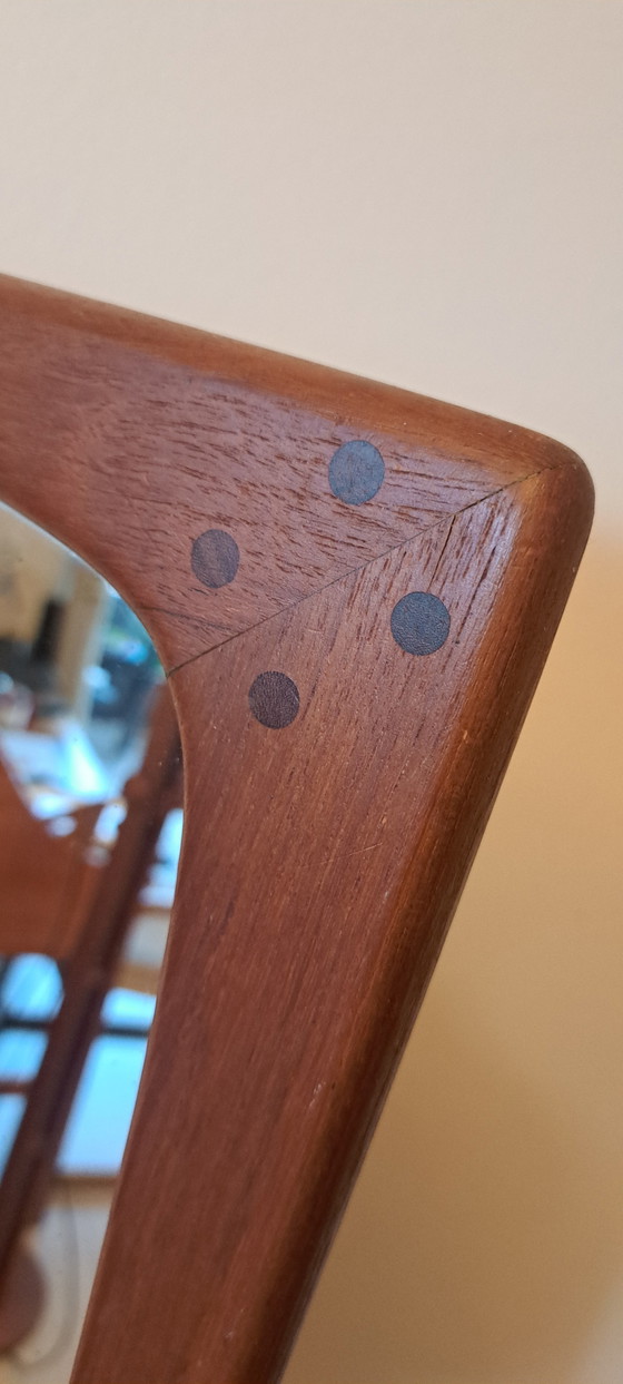 Image 1 of Vintage teakhouten wandspiegel – Deens modern design uit de jaren 60 en 70