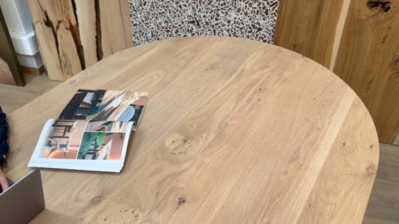 For Me Lab Saturne Tisch - Holzterrazzo und Rosametall – Esstische, Wood, Organic Modern (photo 4 of 5)