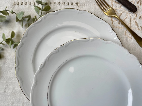 6 Vintage White Gilded Porcelain Plates + 6 Mismatched Floral Small Plates – Crockery (photo 16 of 17)