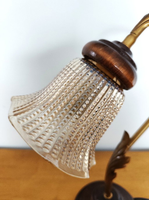 Gooseneck table lamp with tulip shade