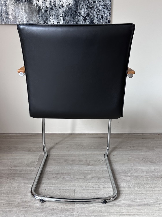 4x Leolux Freyr Design Dining chairs – Chrome, Wood, Modern (photo 6 of 12)