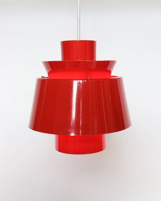 Vintage Danish red Pendant lamp Jørn Utzon – Metal (photo 4 of 9)