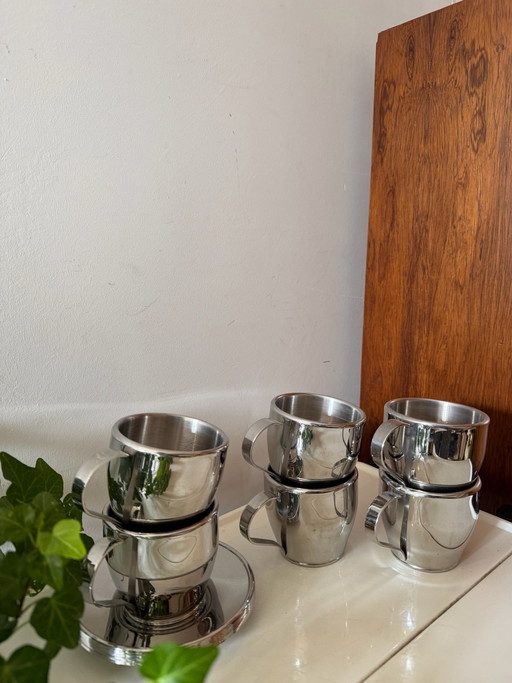Set aus 6 Chromtassen und Untertassen