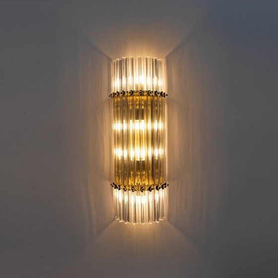 Image 1 of Paar "Triedri" lampen van messing en Muranoglas, Venini-stijl, midden 20e eeuw