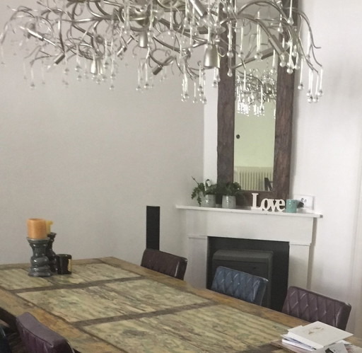 Large Chandelier With 16 Common Fitting Lamps And 3 Spots For Brighter Light While Reading Or Playing A Game