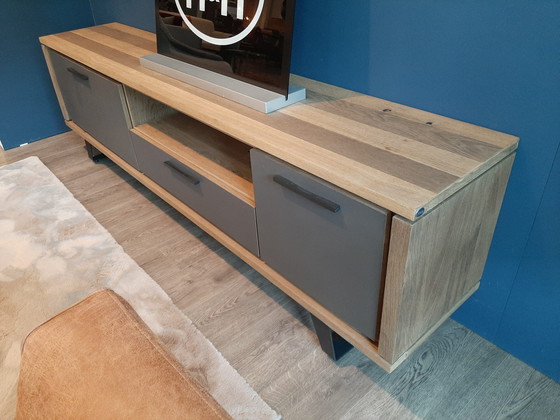 Image 1 of Mobile basso Cubo - 210 cm *