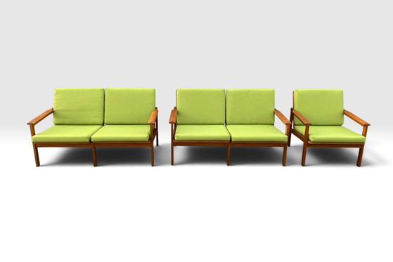 Illum Wikkelsø „Capella“ Set di 1 Poltrona e 2 Divani – Niels Eilersen – Anni '60 – Sofà, Legno, Tessile (photo 10 of 15)