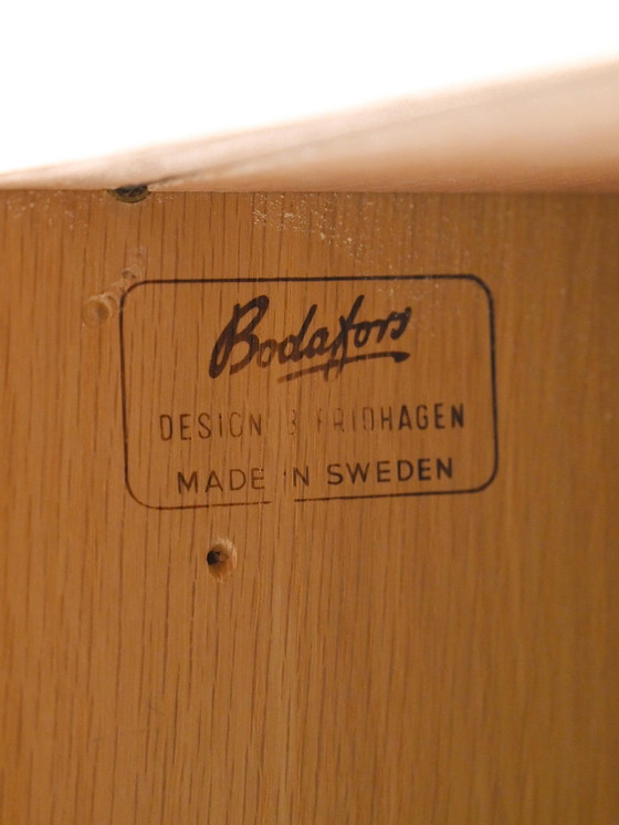 Image 1 of Scandinavische teak kast van Bodafors met schuifdeuren