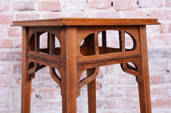 Restored Art Nouveau Pedestal, Walnut, Revived Polish, Czech, 1900s – Column, Wood (photo 13 of 14)