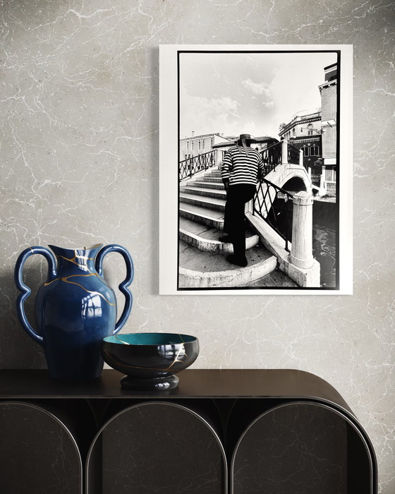 Image 1 of Michel Pinel ( 1949 ) grande photographie 50cm x 40cm / Venise les gondoliers