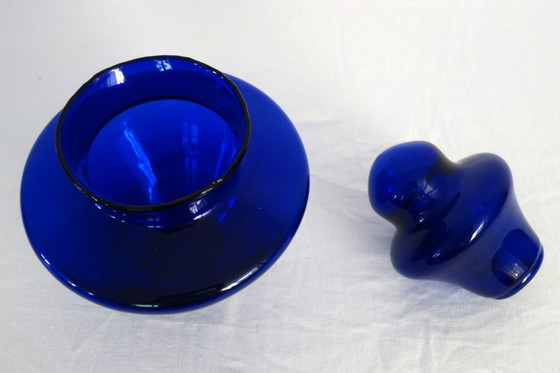 Image 1 of Grande bonbonnière en verre bleu cobalt bulles vintage
