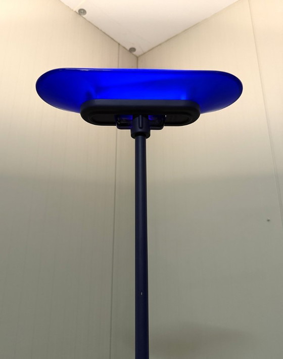 Image 1 of Lampadaire Arteluce Jill A380 bleu, Italie, années 1970