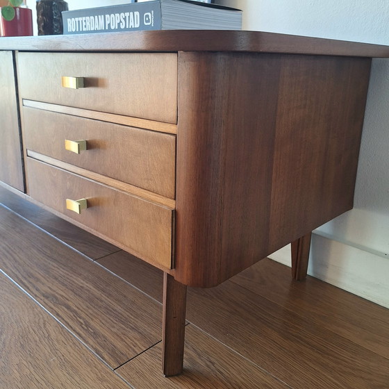 Image 1 of vintage laag dressoir