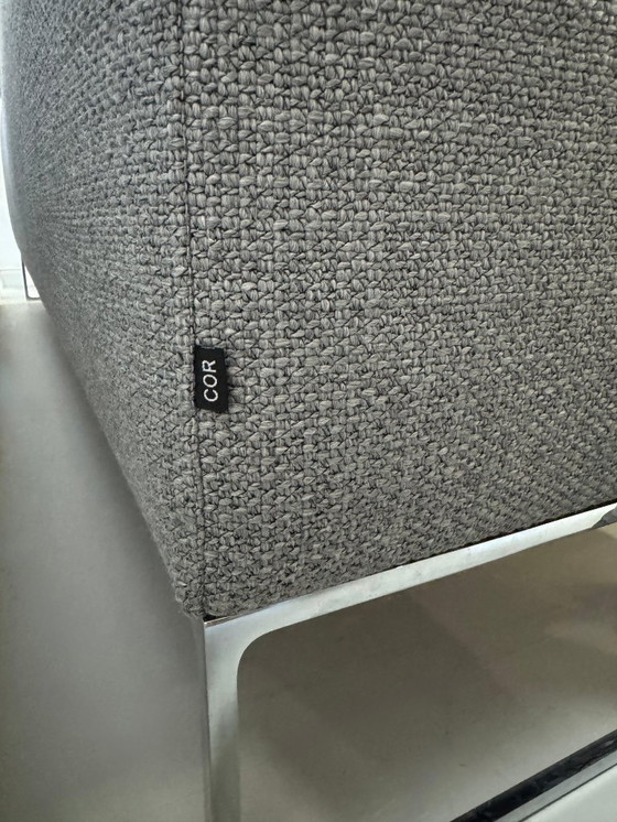 Image 1 of Divano di design COR Mell Lounge in tessuto grigio a 3 posti