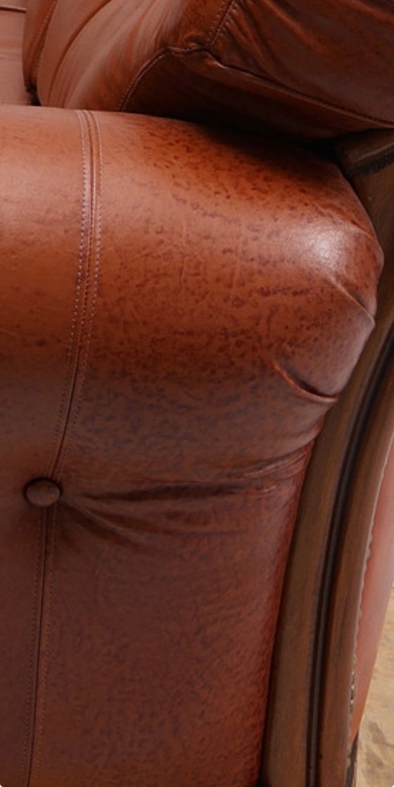 Image 1 of Divano a 3 posti in stile moderno di metà secolo in pelle color cognac e legno massello