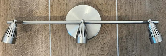 Image 1 of Lampada da soffitto Ikea T1124 Rymden 3 lampade a LED - Lunghezza 52 cm Larghezza 13 cm