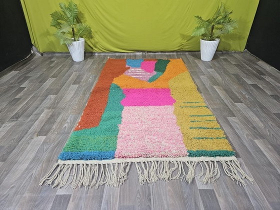 Handgeknüpfter marokkanischer Teppich mit farbenfrohen Mustern, 250 x 150 cm – Aime Té, Teppiche & Läufer (photo 5 of 9)