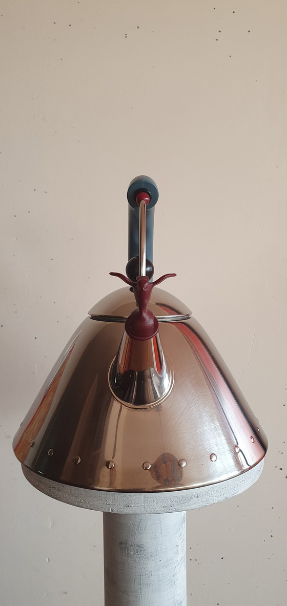 Image 1 of Hervidor Alessi 9093 – Michael Graves – Burdeos Red Bird – Diseño clásico